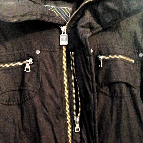 Aritzia TNA Verbier Winter Jacket - Picture 6 of 10